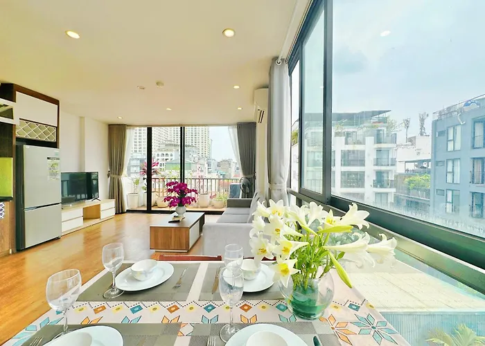 Home 4 - Cheap Price 2 Bedroom Near West Lake